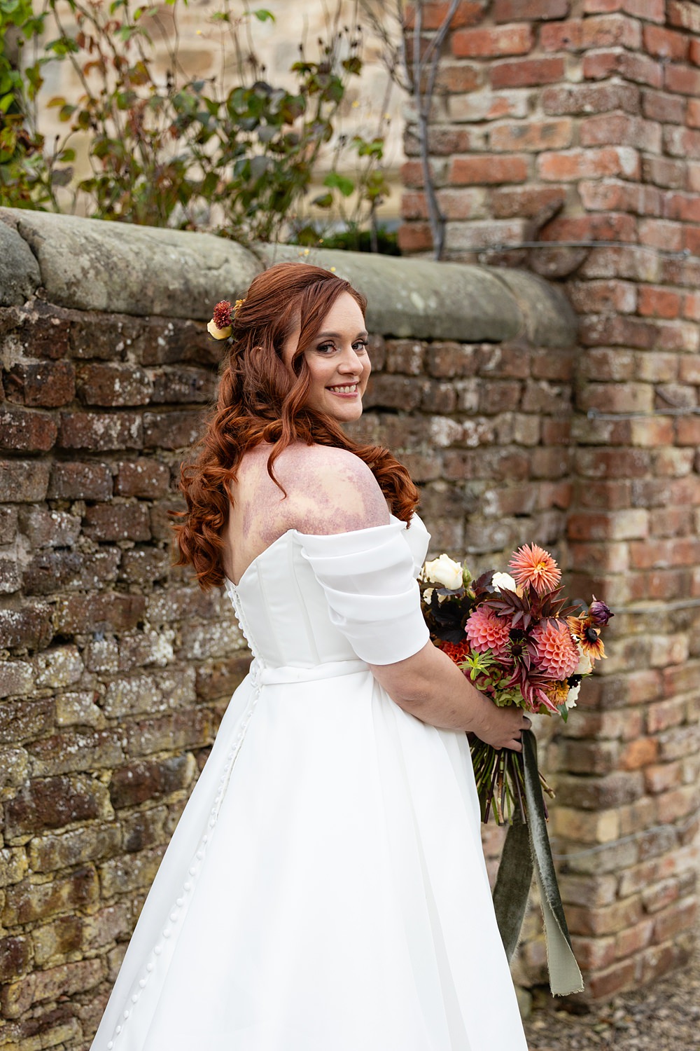 The Courtyard Venue Wedding Ideas Nicki Jones Photography