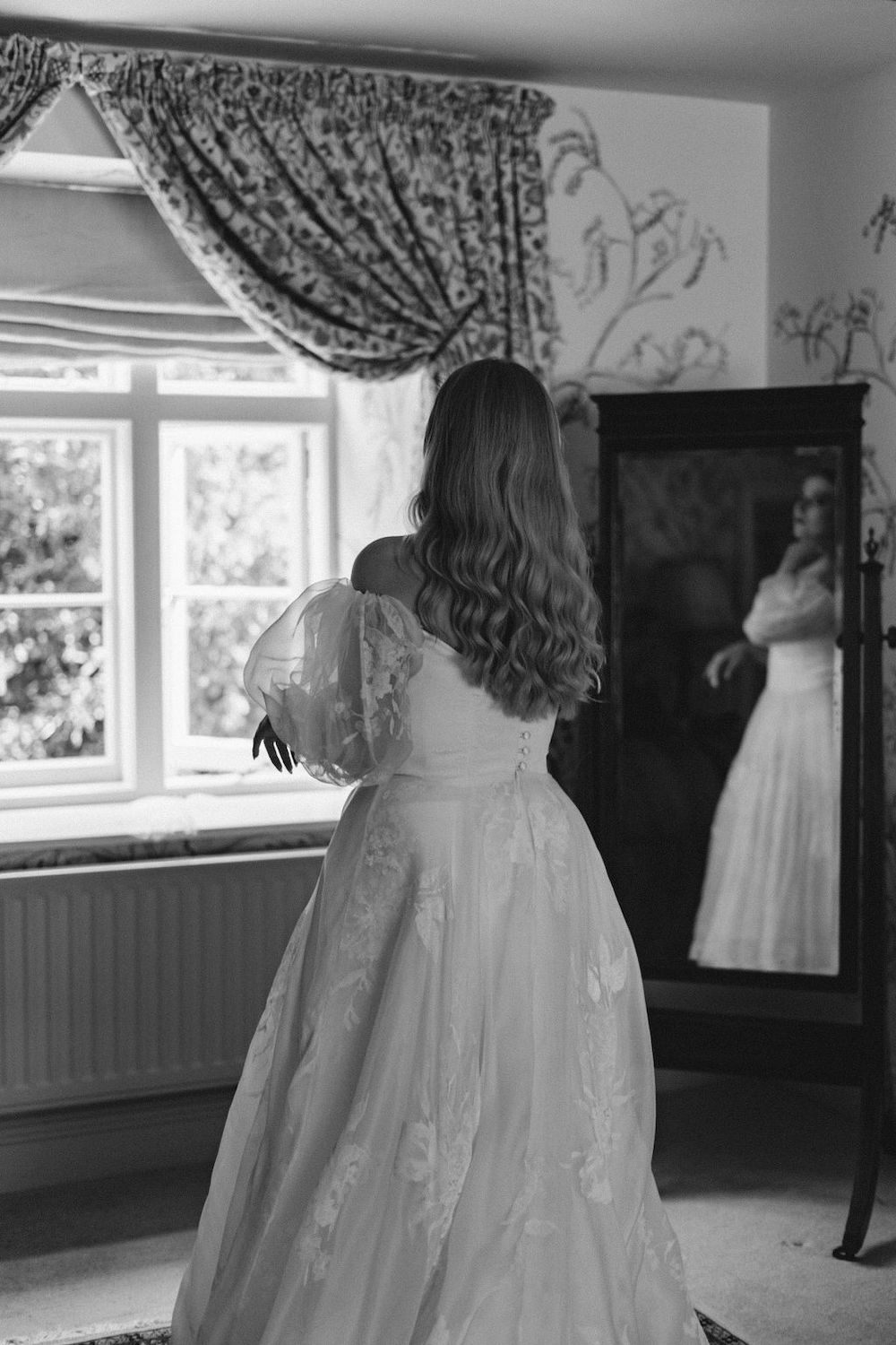 Disco Boho Wedding The Chamberlins Dress Puffball Sleeves Bride