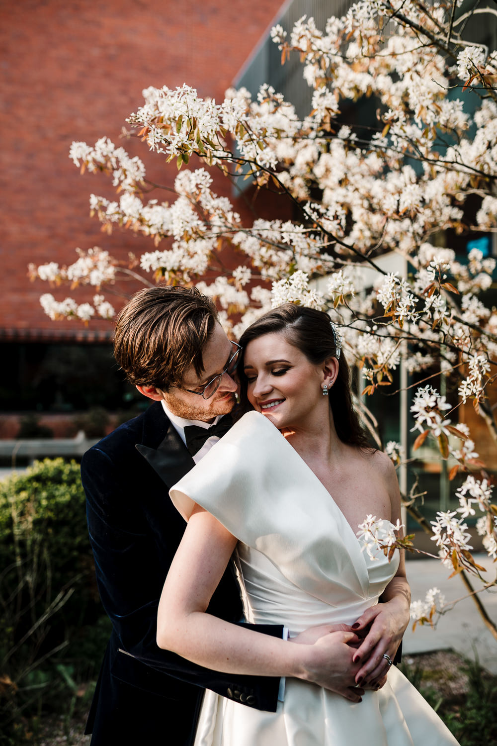 Whitworth Art Gallery Wedding Amy Faith Photography