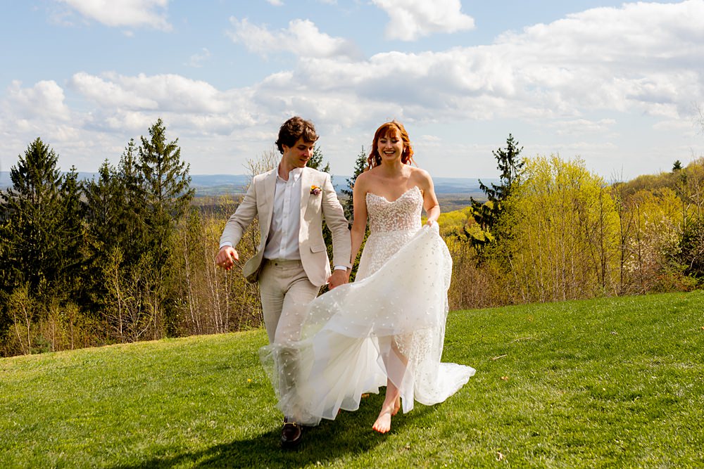 Cedar Lakes Estate Wedding Ideas Little But Fierce Photography