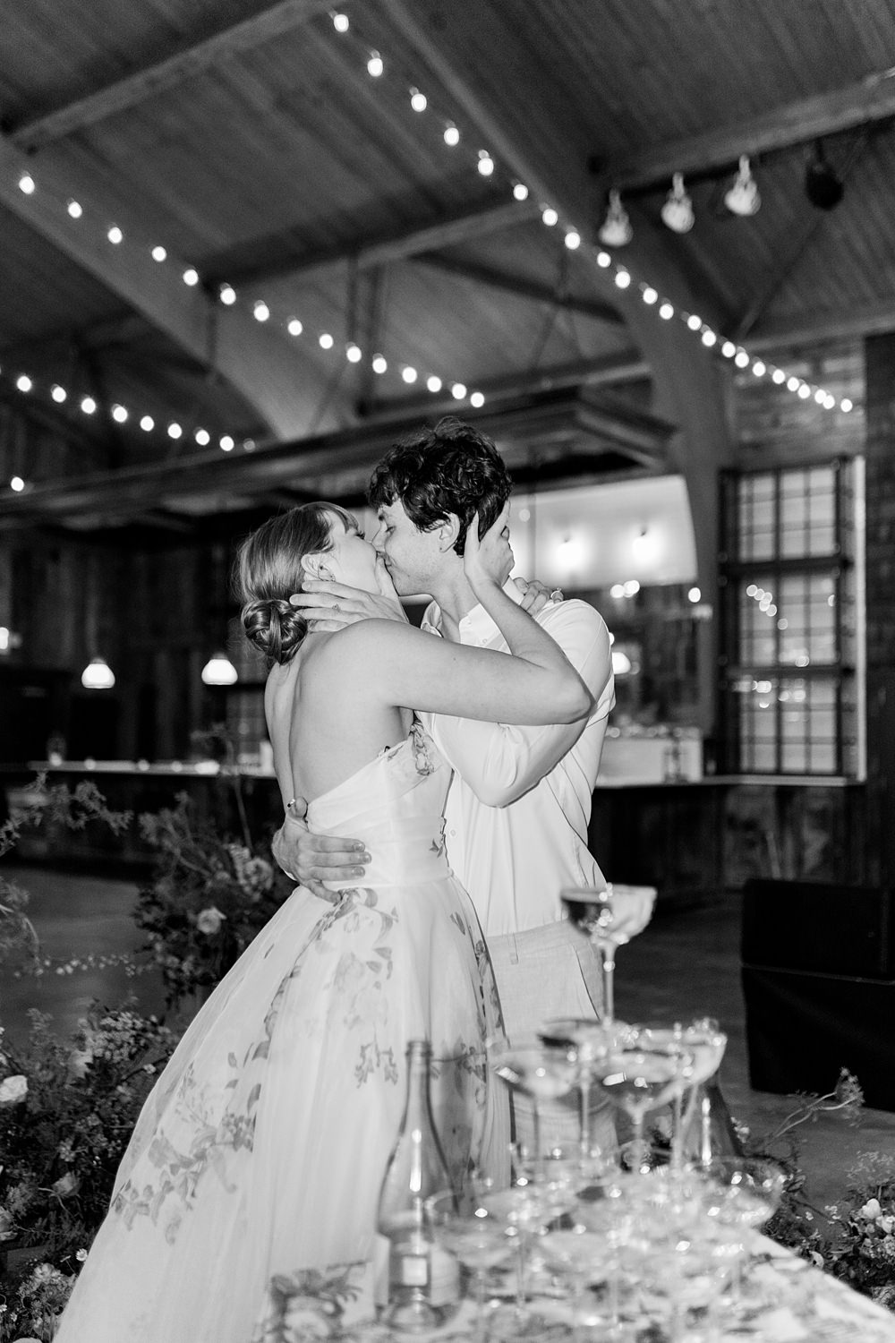 Cedar Lakes Estate Wedding Ideas Little But Fierce Photography