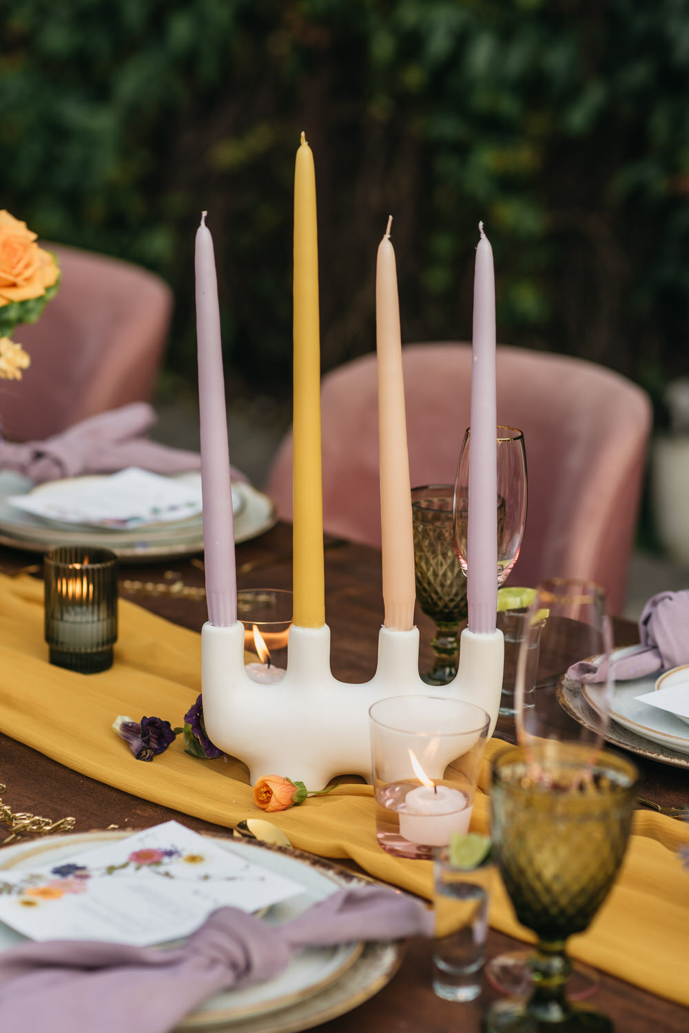 Antigua Guatemala Destination Wedding Daniel Lopez Perez Wedding Photography Centrepiece Flowers Yellow Lilac decor Candles Table