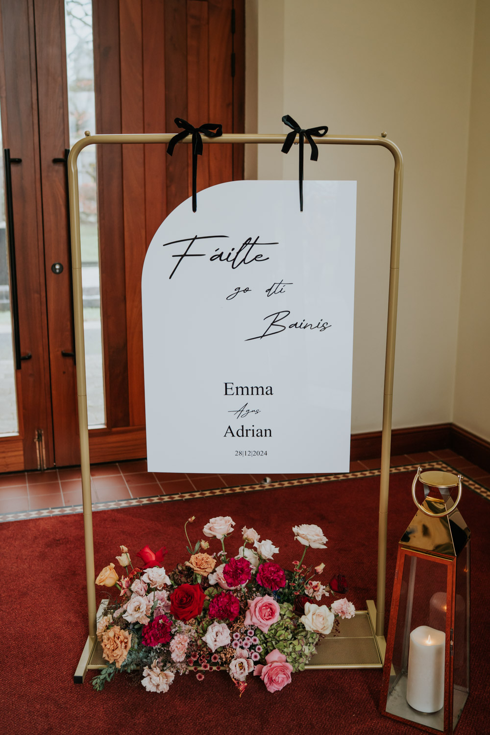 Tullyglass Hotel Wedding Sheena T Photography Welcome Sign Hanging Flowers