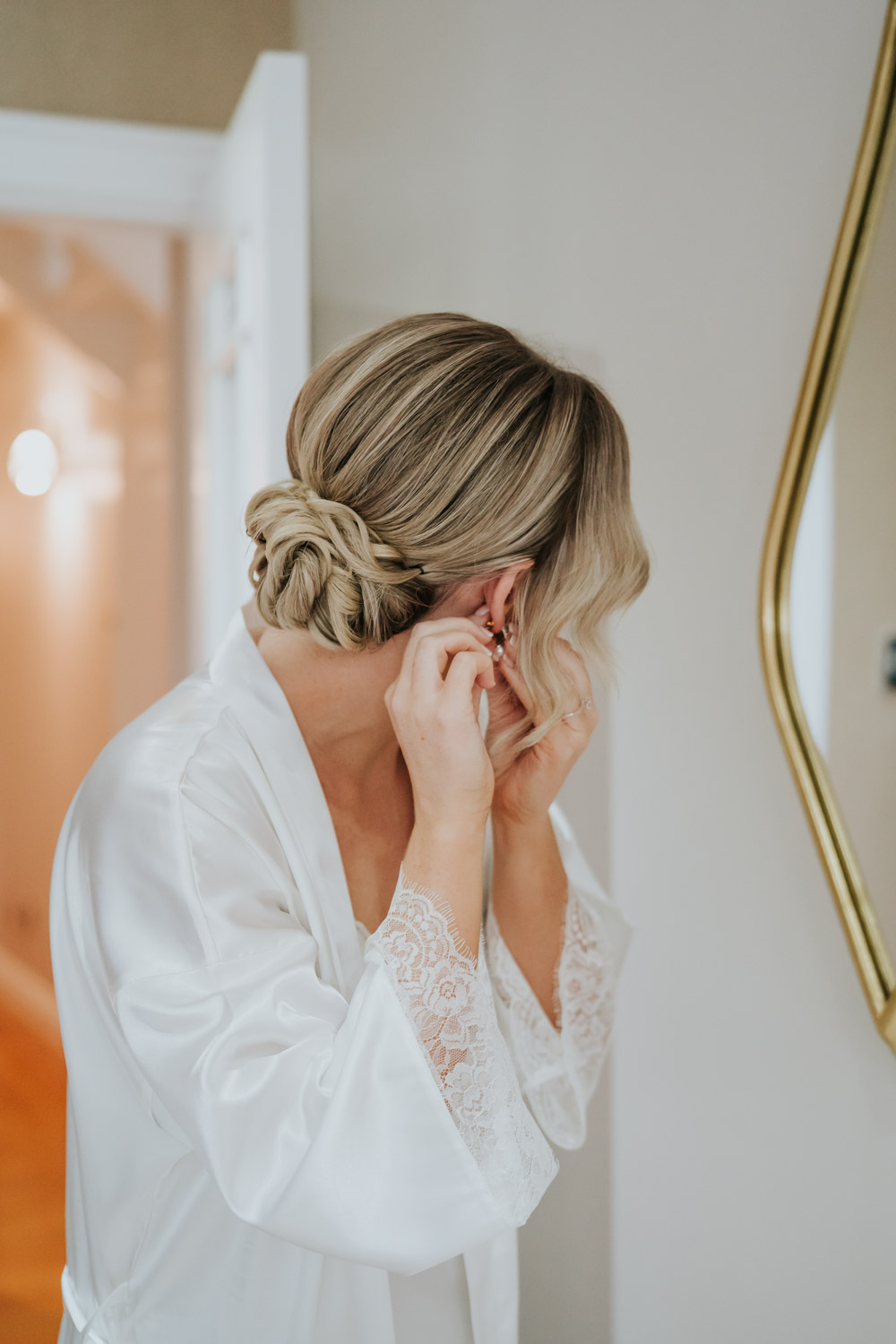 Tullyglass Hotel Wedding Sheena T Photography Bridal Hairstyle Up Do Chignon Bun