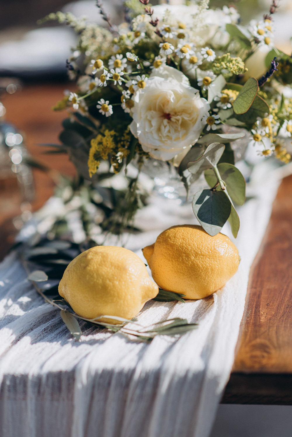 Baglio Strafalcello Wedding Anna Vlasiuk Photography Table Flowers Yellow Lemons White Runner Decor Centrepiece