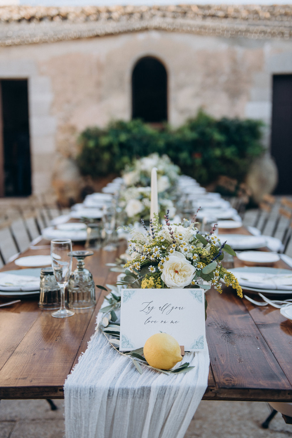 Baglio Strafalcello Wedding Anna Vlasiuk Photography Table Flowers Yellow Lemons White Runner Decor Centrepiece