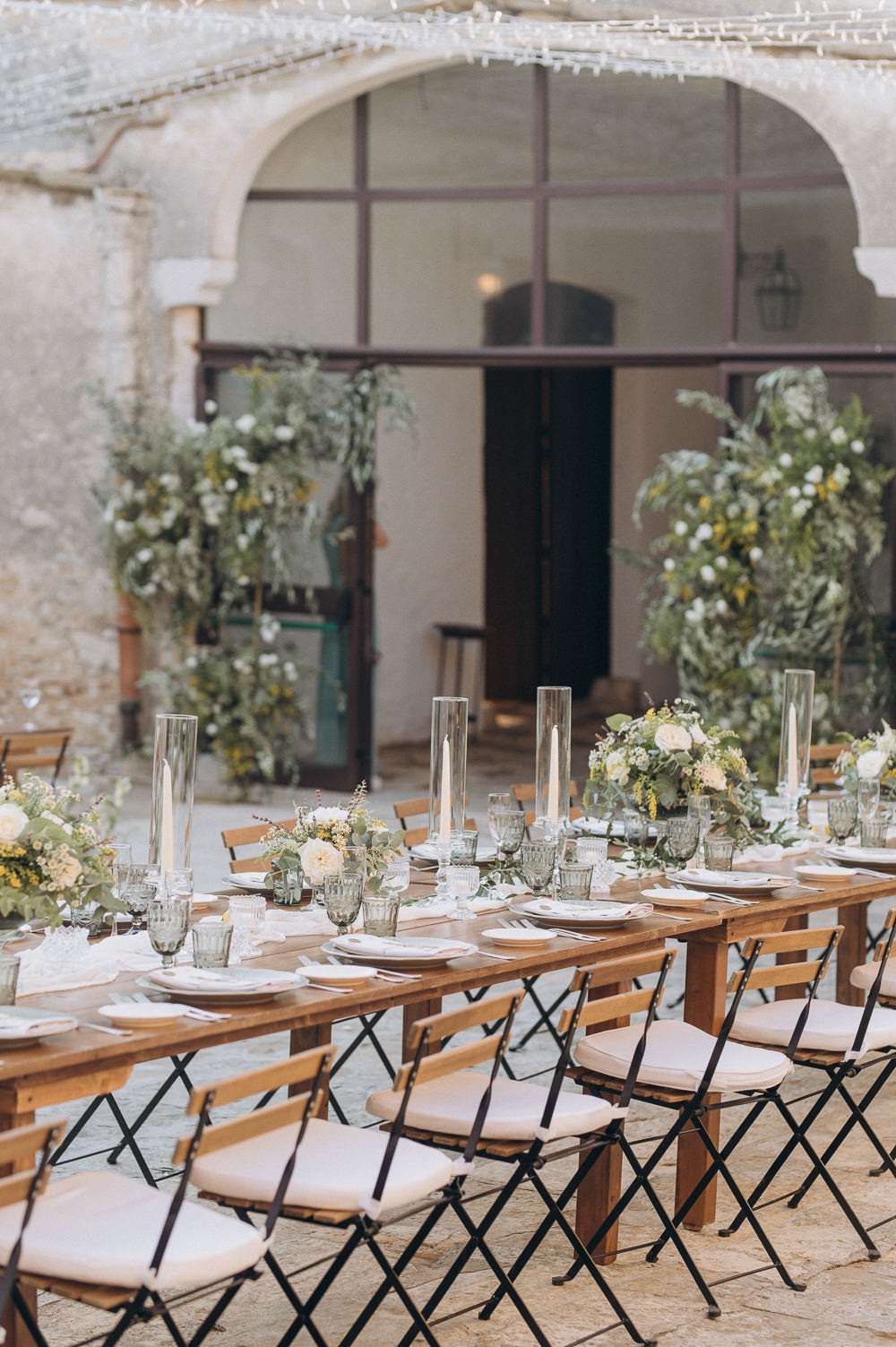Baglio Strafalcello Wedding Anna Vlasiuk Photography Table Flowers Yellow Lemons White Runner Decor Centrepiece Candles