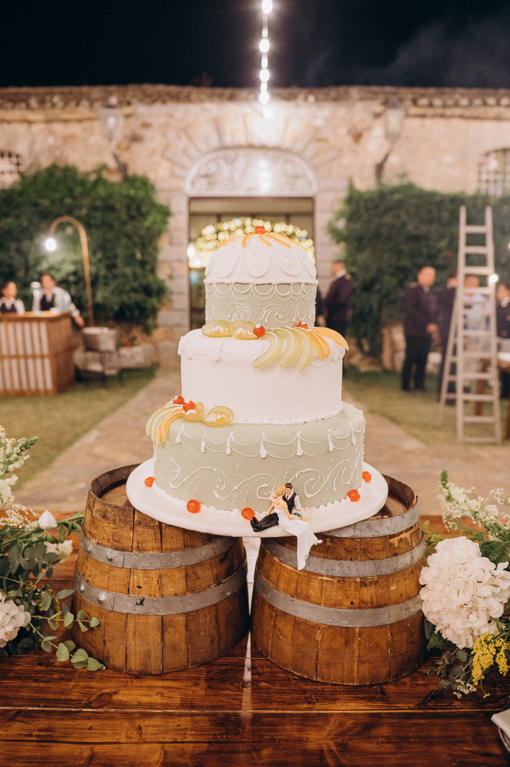Baglio Strafalcello Wedding Anna Vlasiuk Photography Three Tier Cake Green White