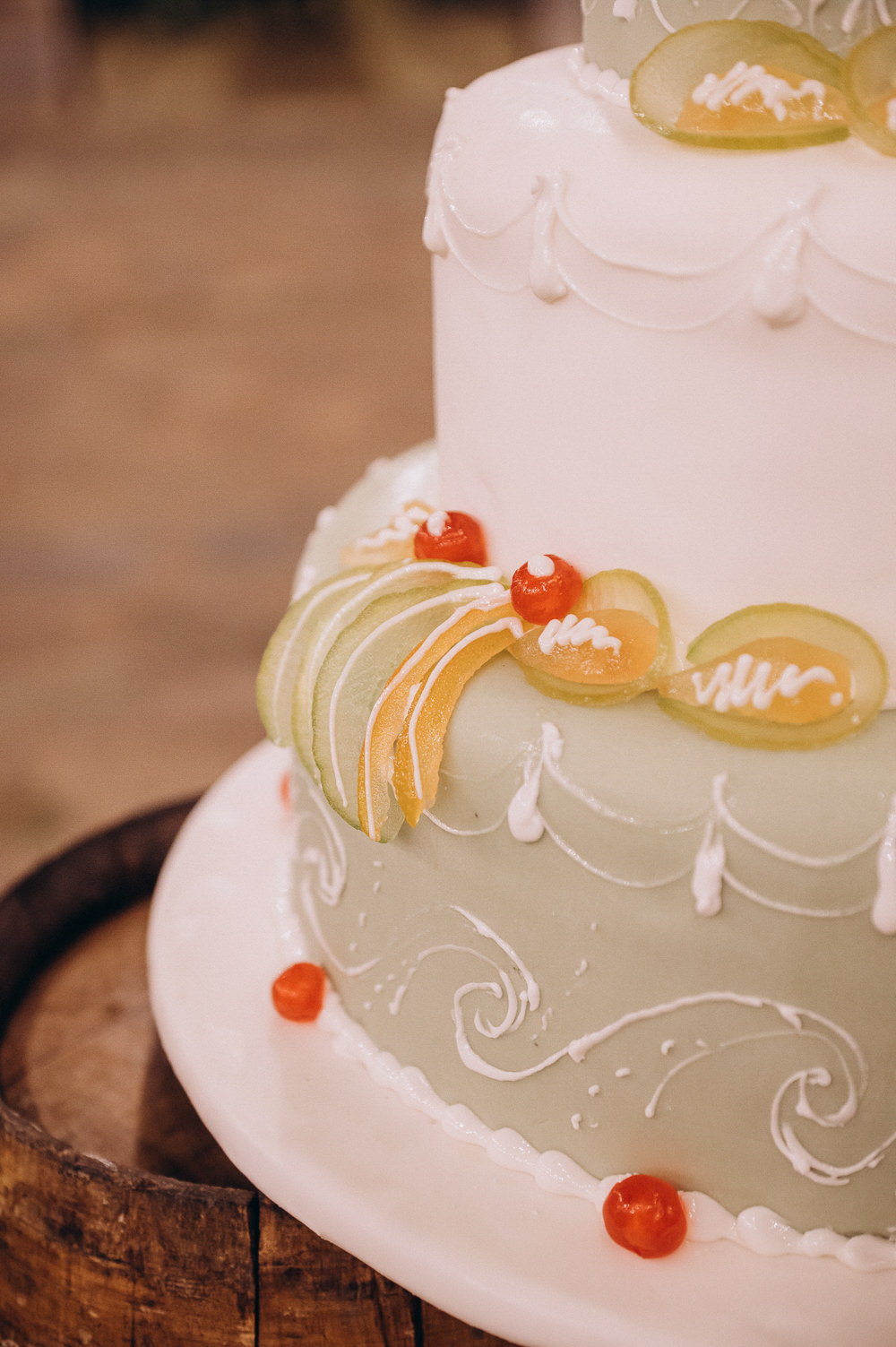 Baglio Strafalcello Wedding Anna Vlasiuk Photography Three Tier Cake Green White