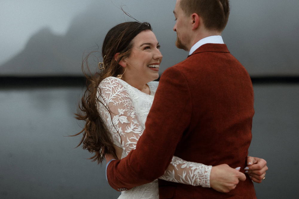 Reynisfjara Iceland Elopement Ast og Hraun
