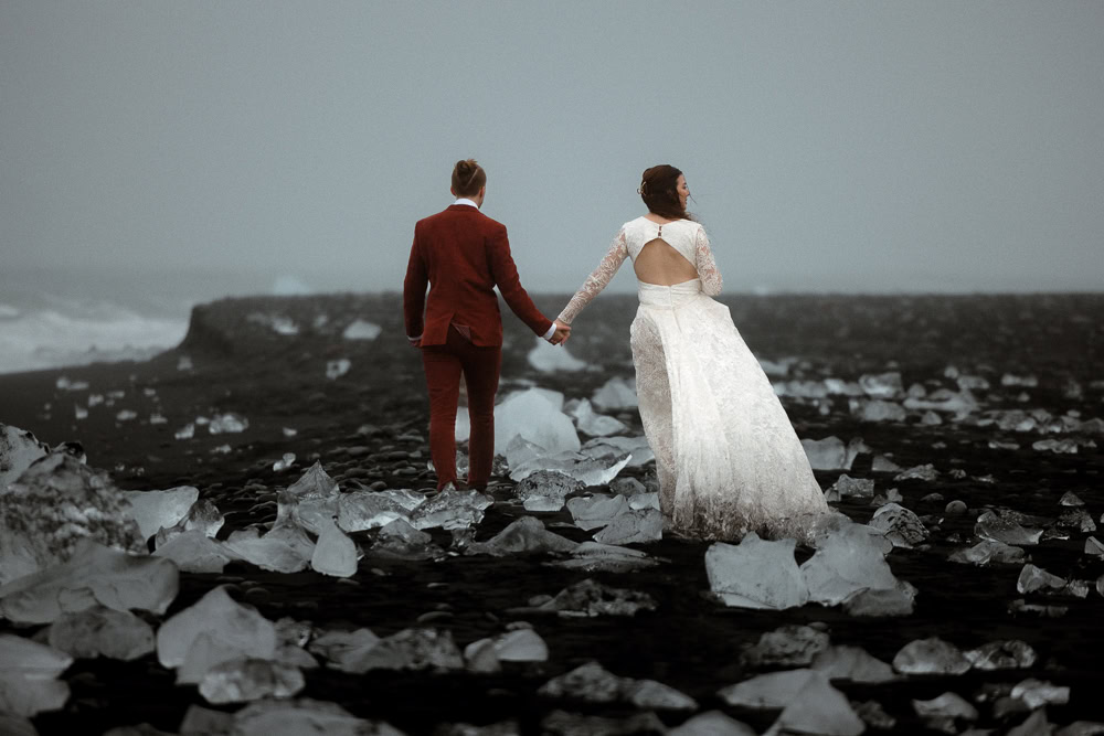 Reynisfjara Iceland Elopement Ast og Hraun