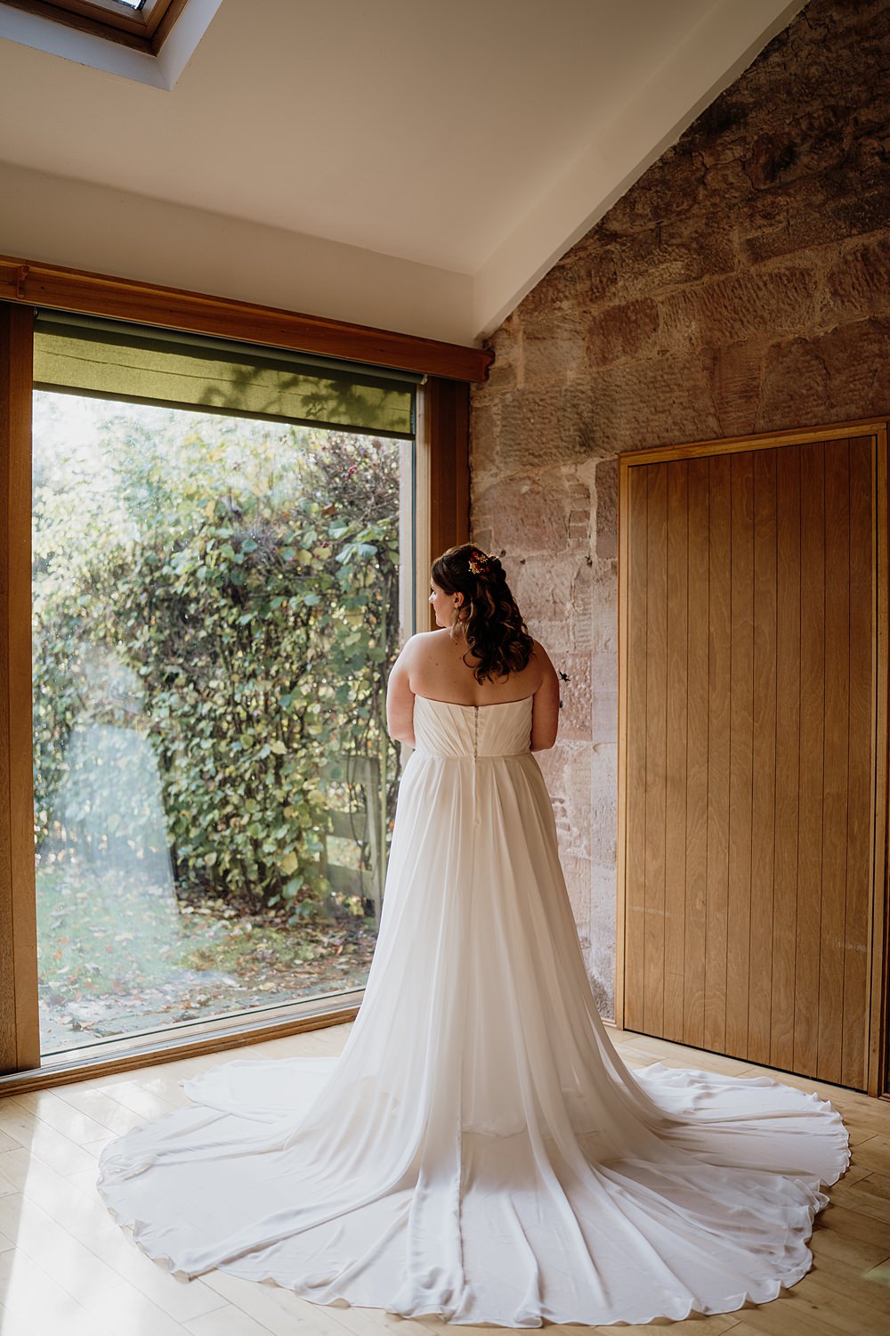 The Barn at Charleton Wedding Scott Arlow Photography Bride Strapless Gown Sweetheart