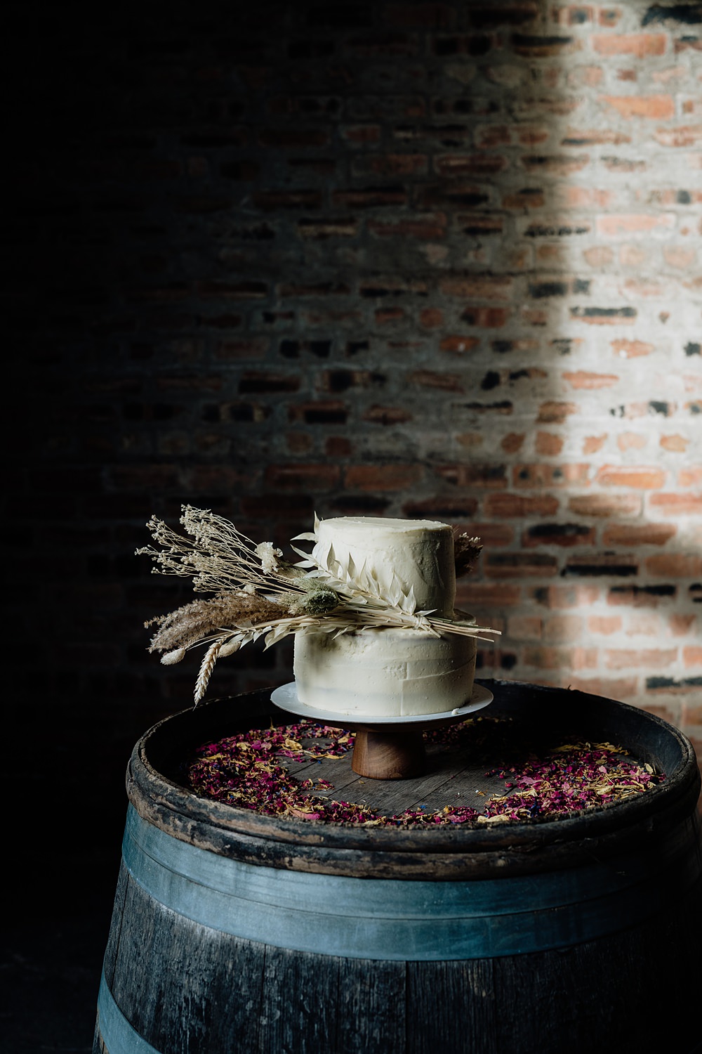 The Barn at Charleton Wedding Scott Arlow Photography 2 Tier Iced Cake Dried Flowers